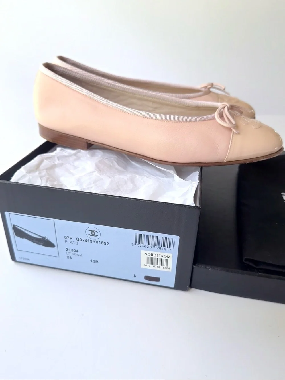 CHANEL Light Pink Leather Ballet Flats Patent CC Logo Cap Toe Size 38